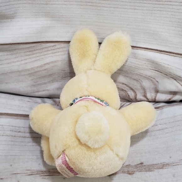 Eggcetera Pale Yellow Rabbit Floral Ears Bow Toys R Us Plush Stuffed Toy 5" 1993 - Picture 7 of 10